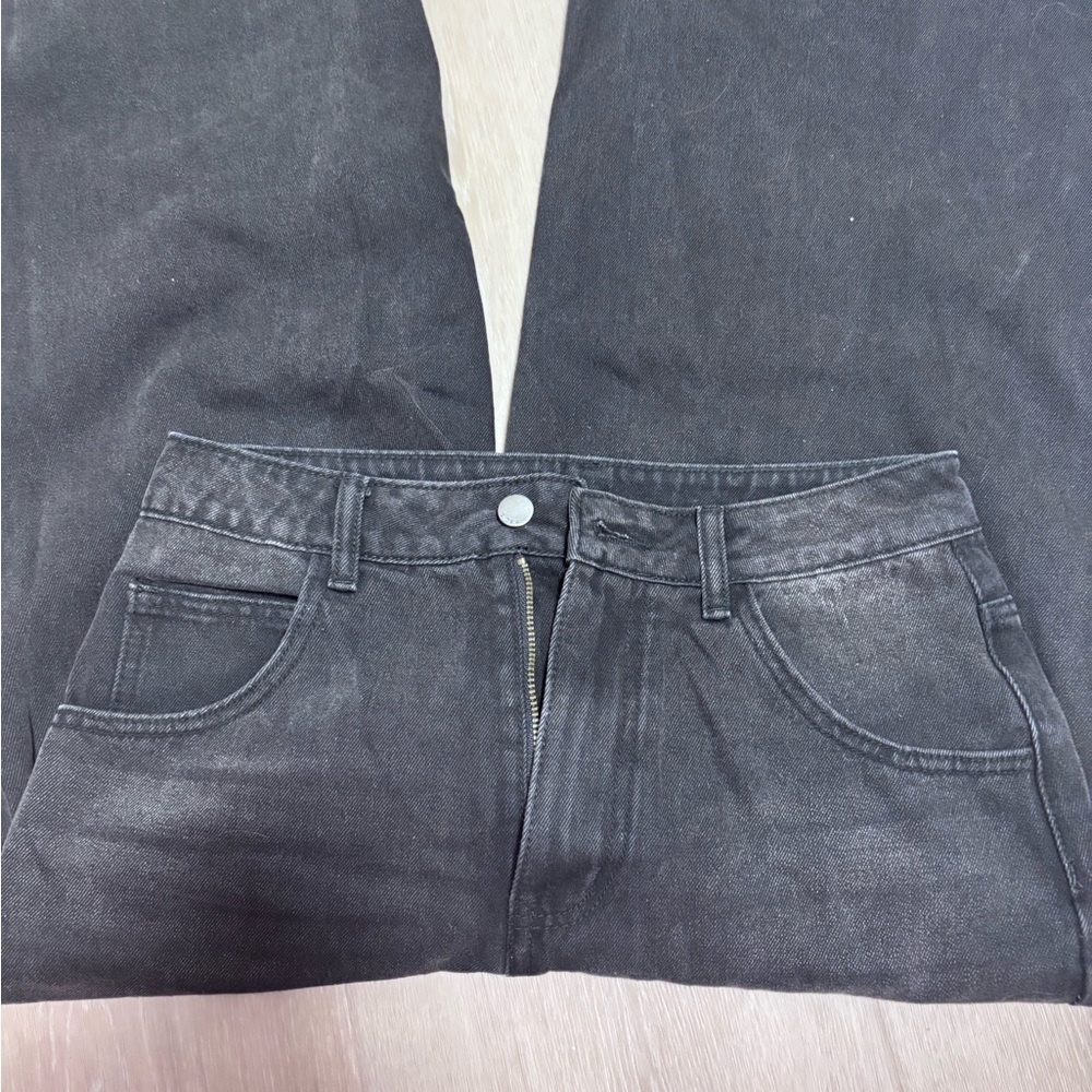 Classic Black Womans Jeans